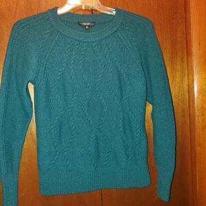 Simply Vera Vera Wang Green Cable Knit Crew Neck Sweater